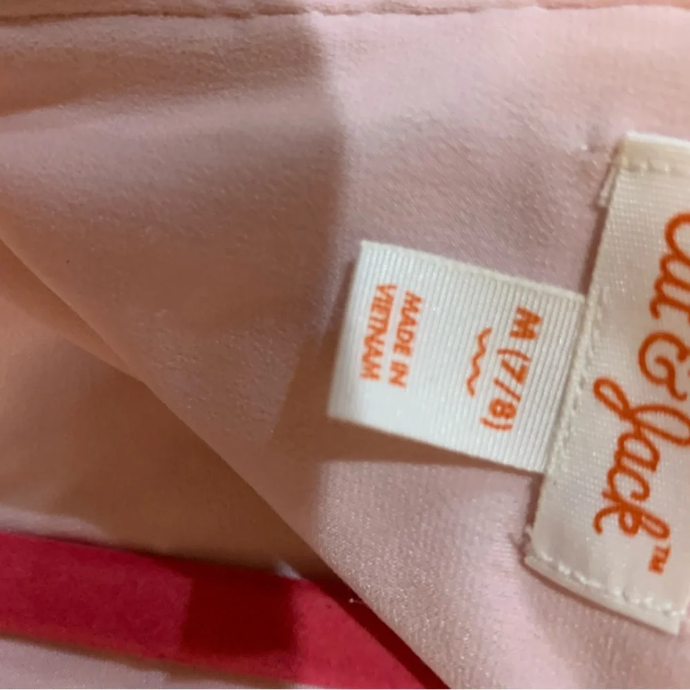 Little girl dress. Fancy and Fun!
Size M (7/8) - Picture 4 of 5